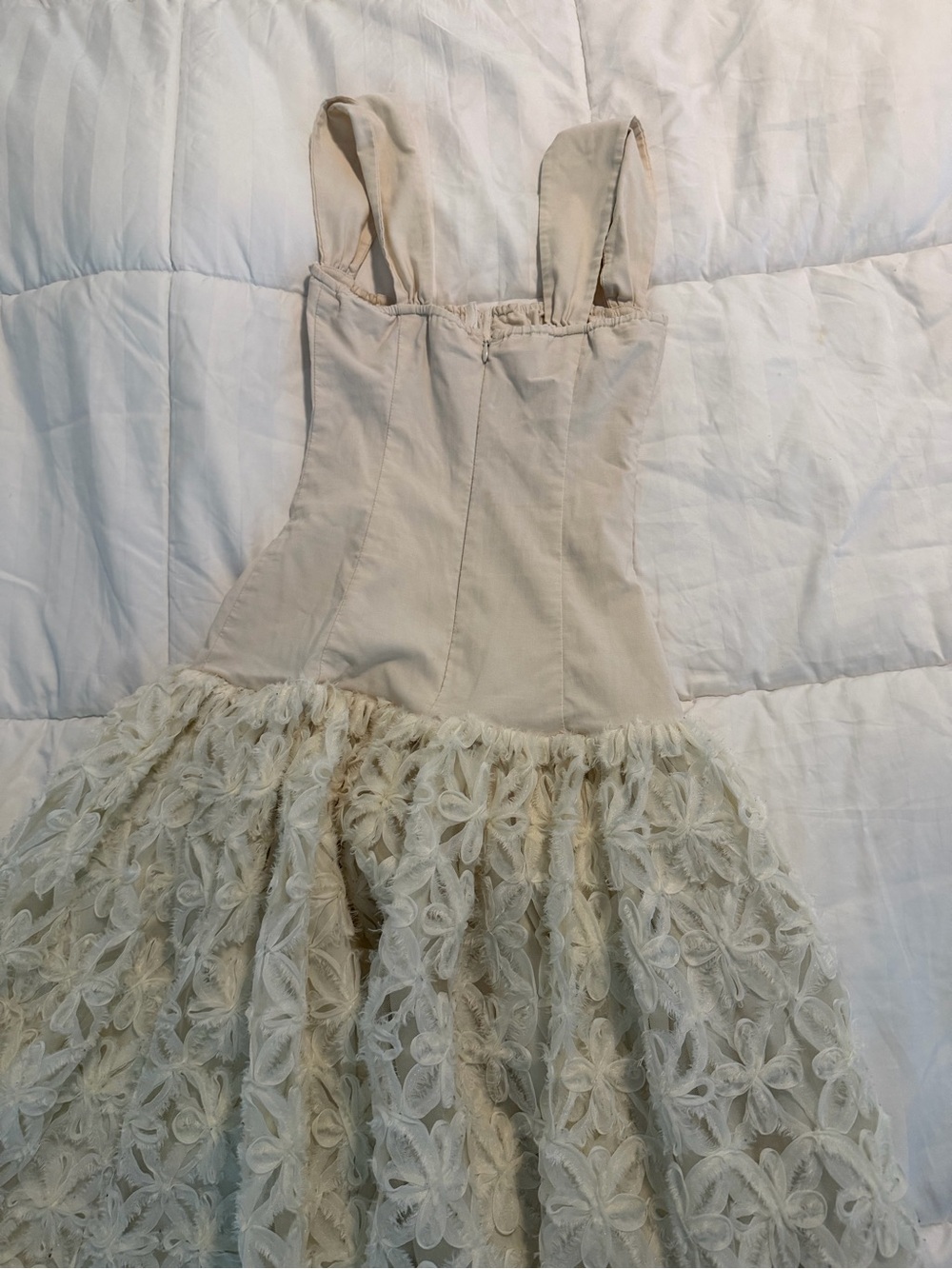 Corset Lace Skirt Midi Dress in Ivory
WEWOREWHAT - sold out - Picture 6 of 6